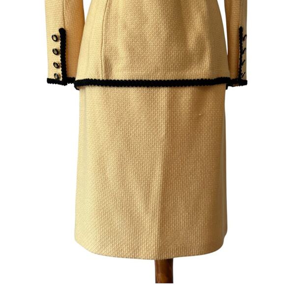 ST JOHN Vintage Suit Set 6 Small Blazer Skirt Knit Jacket Collection Classic - Picture 16 of 17